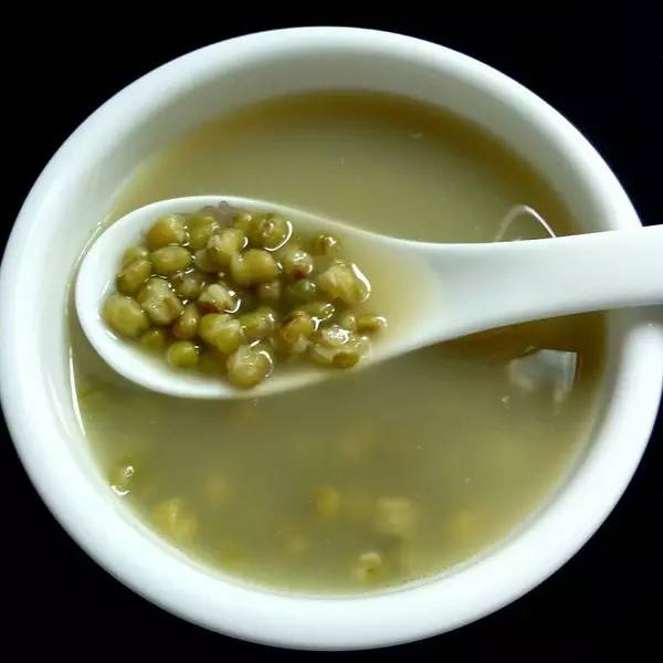 绿豆汤“红绿大战”，南北差异不背锅！